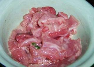 血豆腐肉片炒青蒜的做法步骤：4