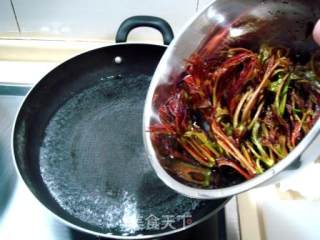 春季养生菜“香椿拌豆腐”的做法步骤：2