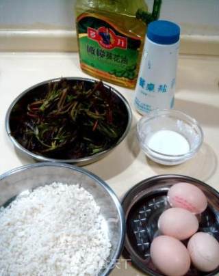 春季养生美食“炸椿段”的做法步骤：2