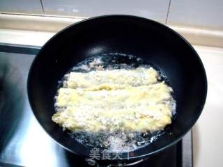 春季养生美食“炸椿段”的做法步骤：2