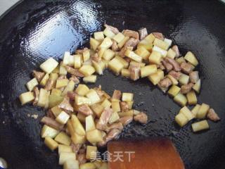 土豆肉丁盖浇饭的做法步骤：2