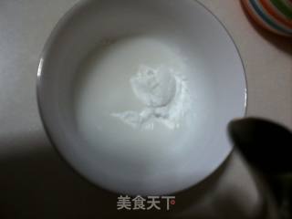 葱香牛奶羹的做法步骤：2