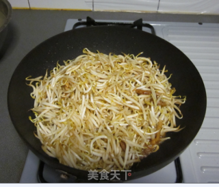 用搅拌机做鸡蛋饼的做法步骤：2