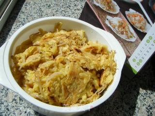 百样搭配的小菜-----鸭蛋咸菜饼的做法步骤：2