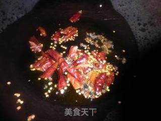 自制辣子鸡的做法步骤：2