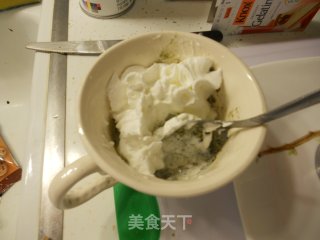 抹茶慕斯的做法步骤：2