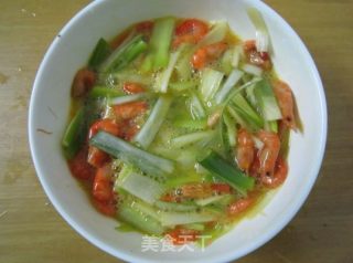 虾米炒鸡蛋的做法步骤：3