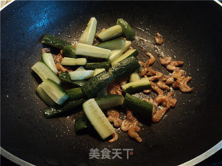 美味小炒的做法步骤：2