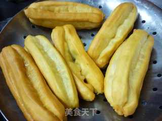 安心油条的做法步骤：2