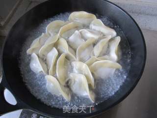 煎饺的做法步骤：2