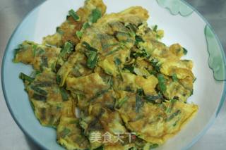 韭菜煎蛋的做法步骤：2