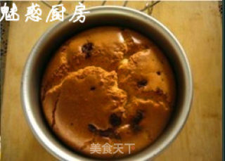 鲜奶葡萄干戚风的做法步骤：2