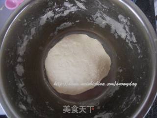 培根蔬菜披萨的做法步骤：2