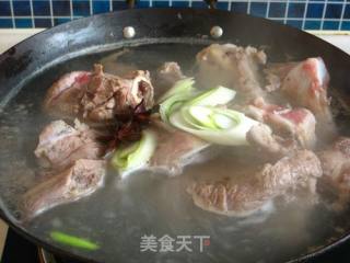 大骨炖萝卜的做法步骤：5