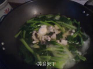 鱼片菜心汤的做法步骤：2