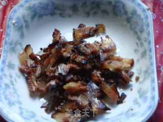 茶树菇炒腊肉的做法步骤：2
