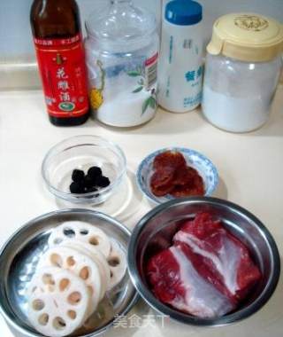 京味小菜“杏干肉”的做法步骤：2