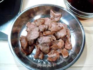京味小菜“杏干肉”的做法步骤：2