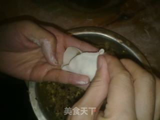 肉三鲜饺子的做法步骤：3