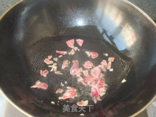 肉炒洋葱胡萝卜的做法步骤：2