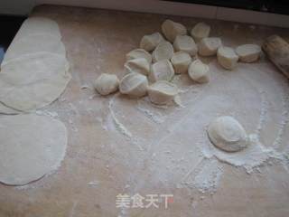 苔菜香菇蒸饺的做法步骤：2