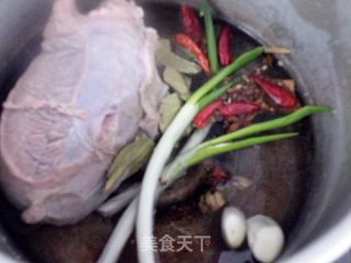 五香酱牛肉的做法步骤：2