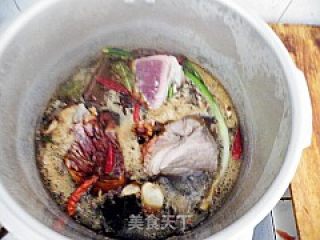 五香酱牛肉的做法步骤：2