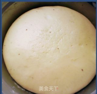 草莓菠萝包的做法步骤：3