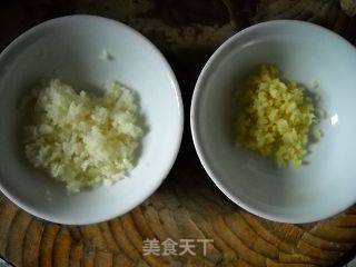 红油炝藕的做法步骤：2