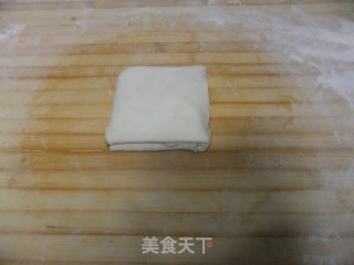 葱油饼的做法步骤：2