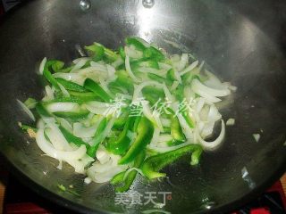 时蔬炒面的做法步骤：2