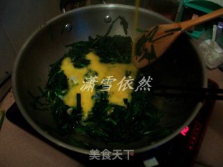 韭菜灌蛋的做法步骤：2