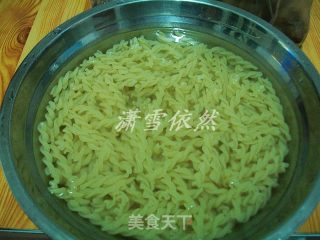 时蔬炒意粉的做法步骤：2