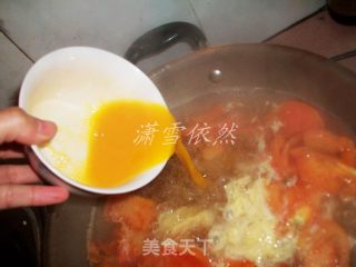 西红柿蛋汤的做法步骤：2