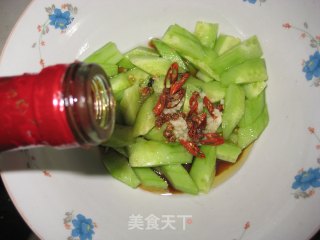 炝黄瓜的做法步骤：2