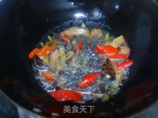 葱烧鱼皮的做法步骤：2