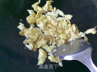 胡萝卜玉米蛋炒饭的做法步骤：3