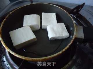 家常肉酱烧豆腐的做法步骤：3