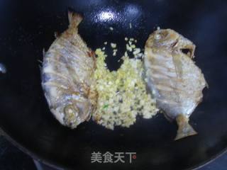香煎海鲳的做法步骤：3