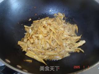 酱烧枝竹丝的做法步骤：2