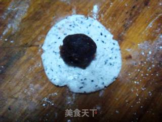 黑芝麻豆沙汤圆的做法步骤：3