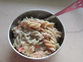 奶油白酱三色意面的做法步骤：2