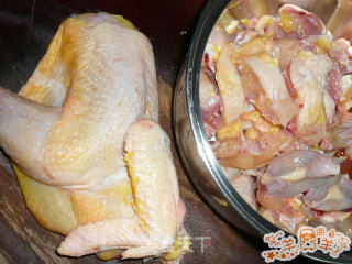 土豆烧鸡的做法步骤：2