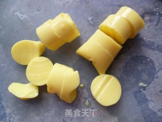 酸辣玉子豆腐的做法步骤：2