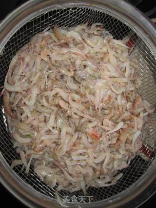 虾皮饺子的做法步骤：2