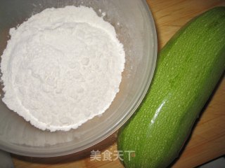 西葫芦素饼的做法步骤：2