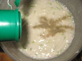 西葫芦素饼的做法步骤：2