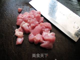 专做小朋友爱吃的---炒三丁的做法步骤：4