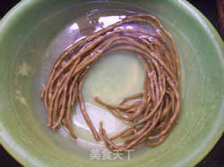炒酸豆角的做法步骤：4