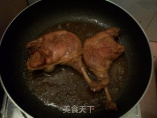 卤鸭腿的做法步骤：2